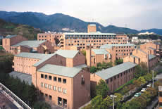 神戸松蔭女子学院大学