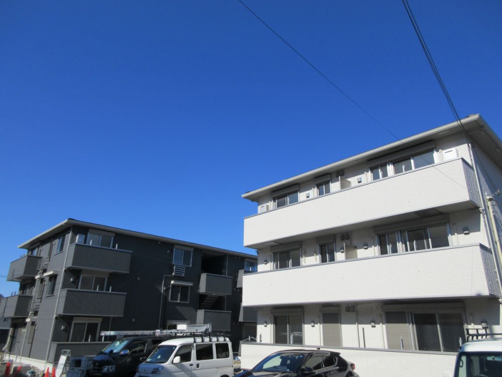 ���Ɍ��_�ˎs�k��J��쒬10�̃}���V�����̌����O��