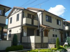 ���Ɍ��_�ˎs�k��J��쒬�̃e���X�n�E�X�̌����O��