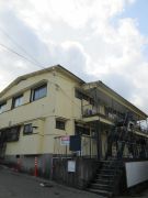 ���Ɍ��_�ˎs�k��闖�䓌��5���ڂ̃A�p�[�g�̌����O��