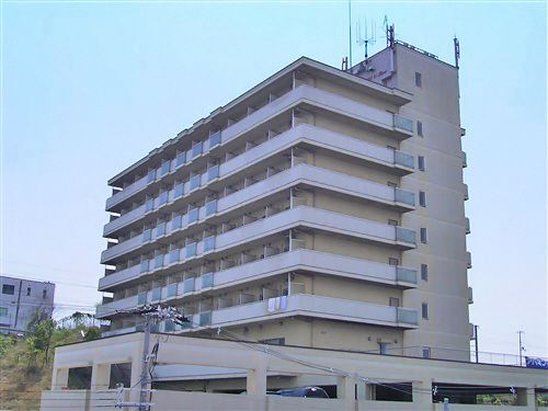 ���Ɍ��_�ˎs����r��R���ڂ̃}���V�����̌����O��