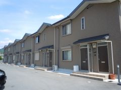 ���Ɍ��_�ˎs�k��R�c�����J��̃A�p�[�g�̌����O��