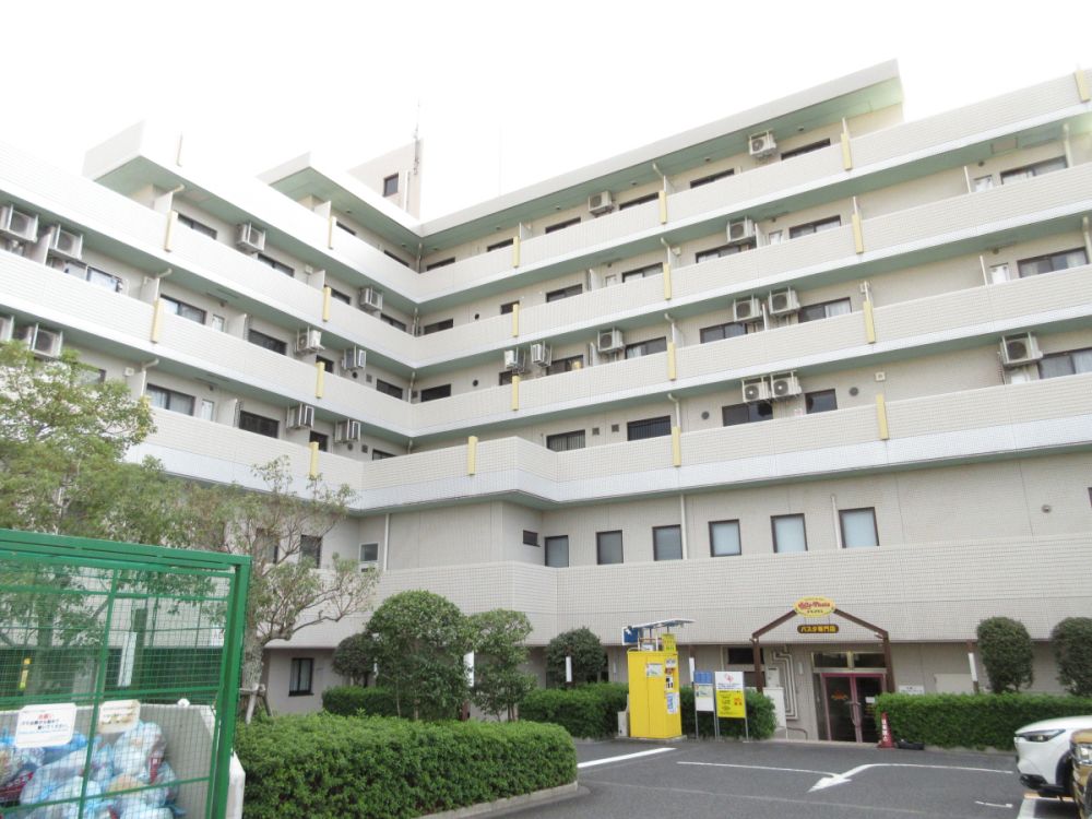 ���Ɍ��_�ˎs����w�������S���ڂ̃}���V�����̌����O��