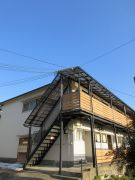 ���Ɍ��_�ˎs�k��ԎR��̃A�p�[�g�̌����O��