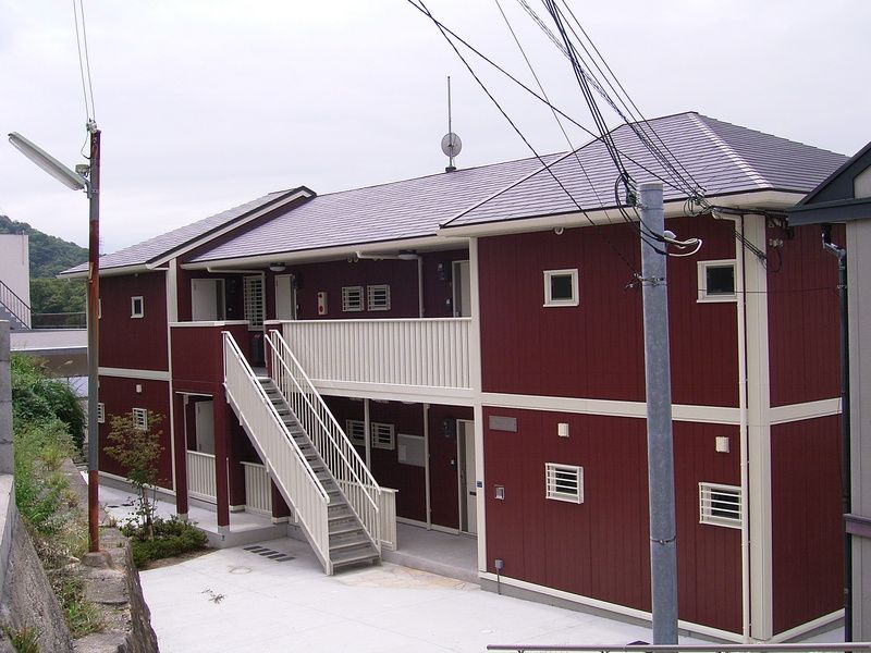 ���Ɍ��_�ˎs�k��闖�䓌��3���ڂ̃A�p�[�g�̌����O��