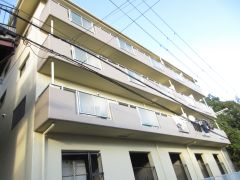 ���Ɍ��_�ˎs�k��闖�䓌��7���ڂ̃}���V�����̌����O��