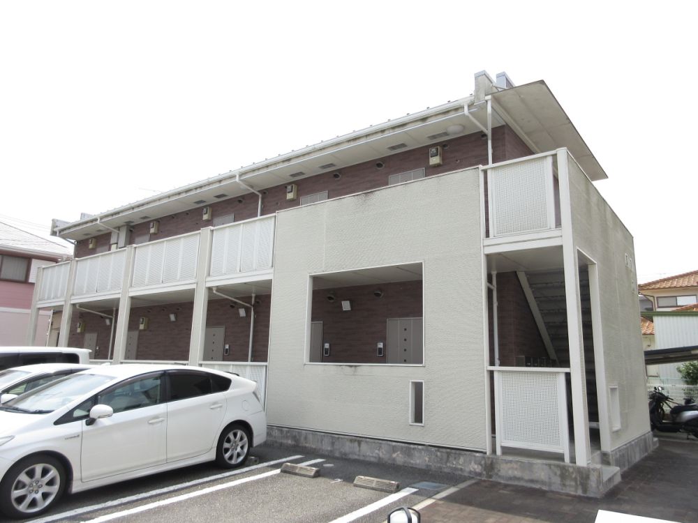 ���Ɍ��O�؎s�΂��u���{���P���ڂ̃n�C�c�̌����O��