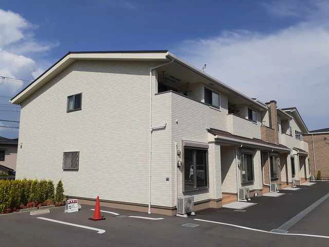 ���Ɍ��_�ˎs�k���ܗt5���ڂ̃A�p�[�g�̌����O��